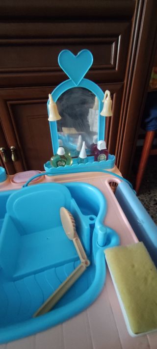 Nenuco con bañera y cambiador