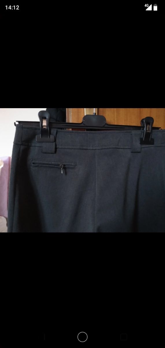 Pantalone grigio scuro