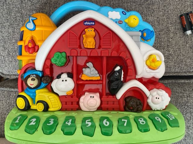 piano infantil animales Chicco bilingüe