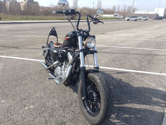 Harley davidson sportster 883