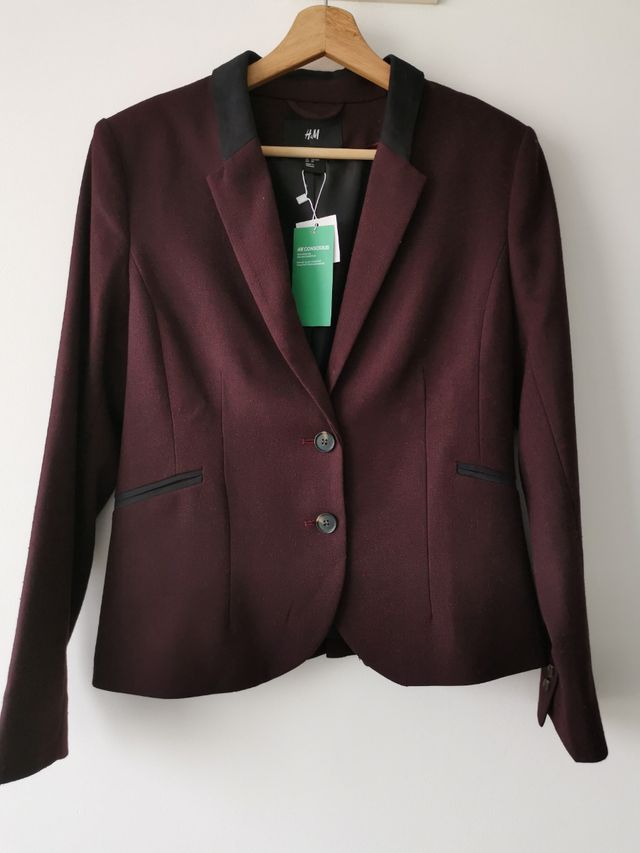 Blazer/americana burdeos talla 40