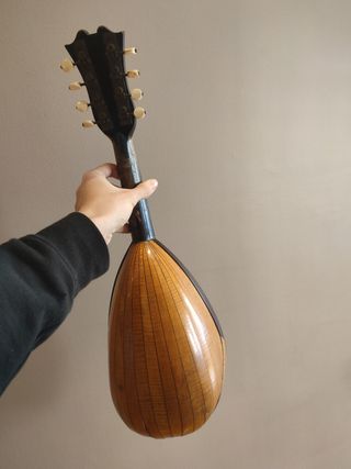 Mandolina napoletana antiga