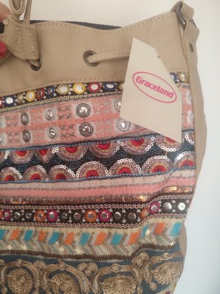 Bolso hombro estampado bordado