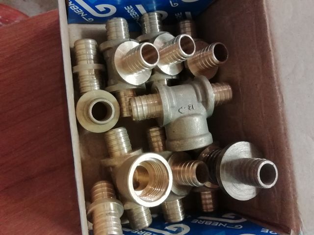 Lote accesorios para tubos PEX Y PB de casquillo c
