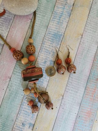 Conjunto collar, pulsera y pendientes