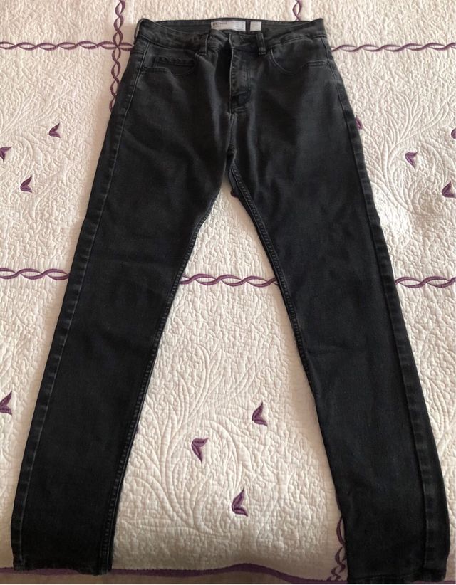 pantalon negro de hombre