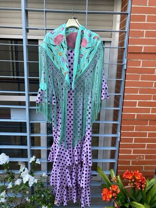 Traje flamenca talla 40-42 a estrenar