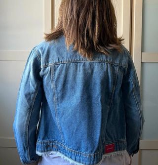 Cazadora vaquera chica de Zara