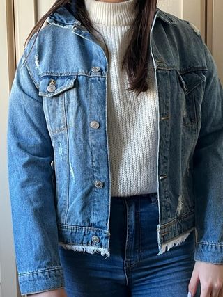 Cazadora vaquera chica de Zara