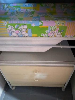 bañera con mueble bebe