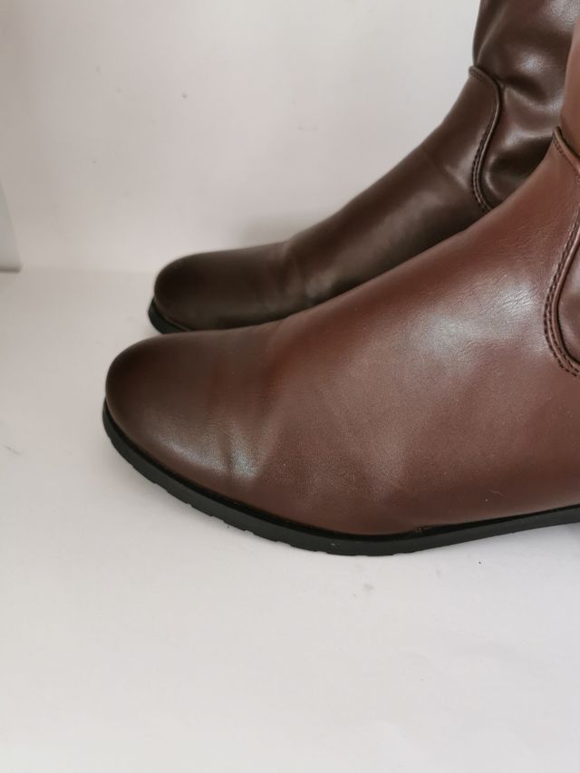 Botas de chica en el N°41.