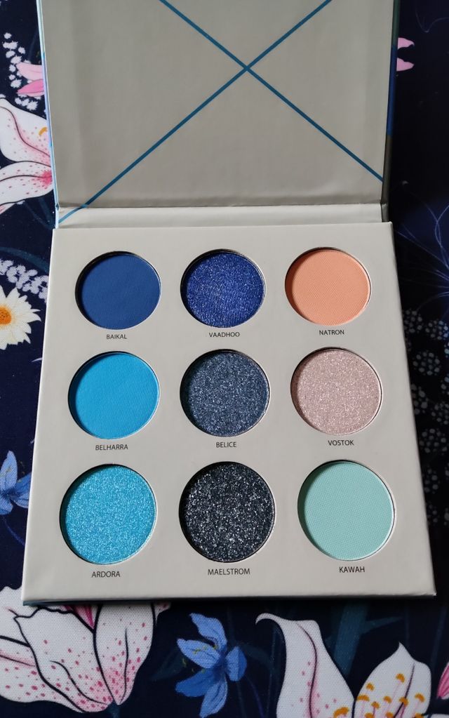 Lovin' You Corazona Paleta de Ojos