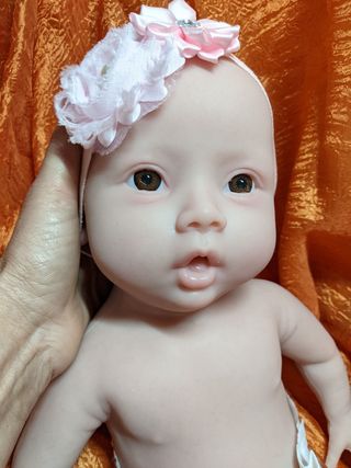 Reborn de silicona pesa 3 kilos