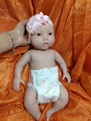 Reborn de silicona pesa 3 kilos