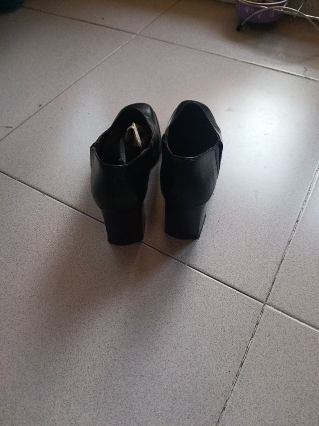 Zapatos negros piel vestir