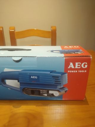 Lijadora de Banda Aeg
