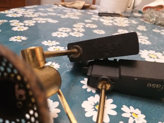 pequeña lampara fase y acapri