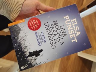 Libro una mochila para el universo Elsa