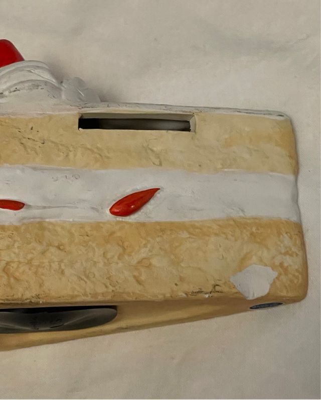 Salvadanaio a forma di torta