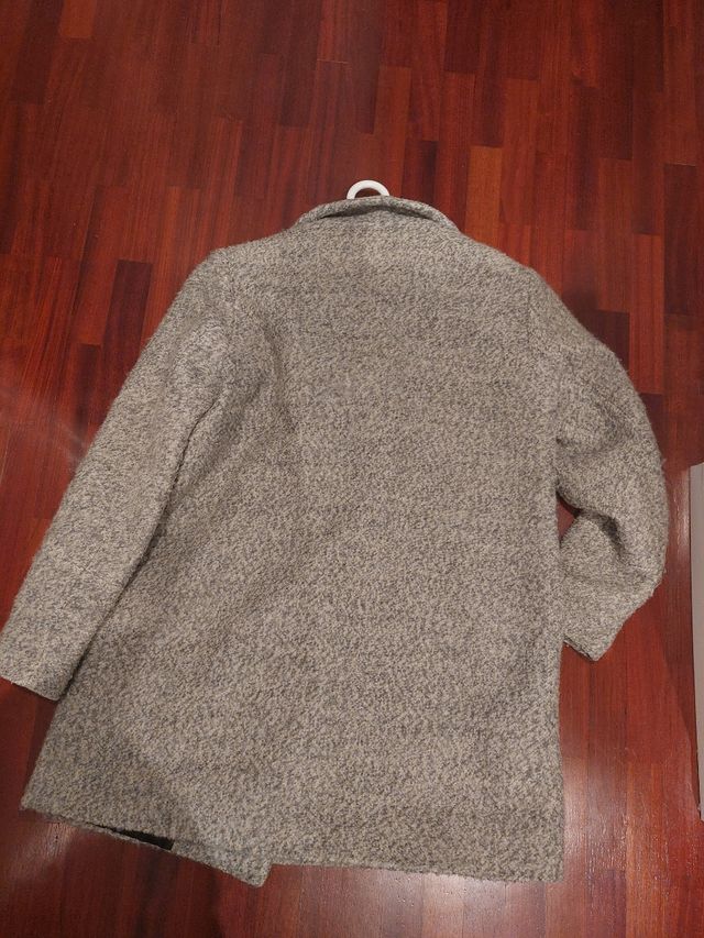 Abrigo only gris
