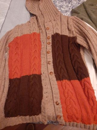 Ropa varía. Talla 36