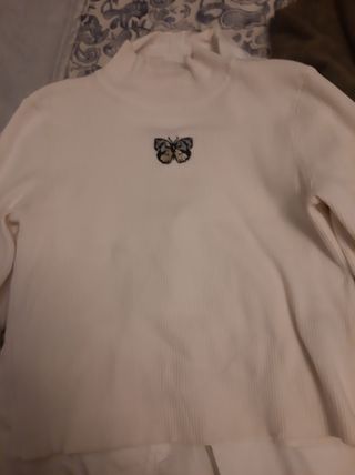 Ropa varía. Talla 36