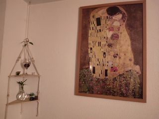 Marco cuadro con impresión el beso