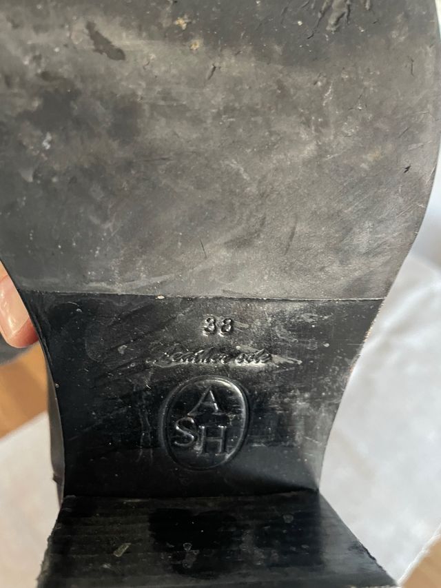 Botas negras con tachuelas Ash talla 38