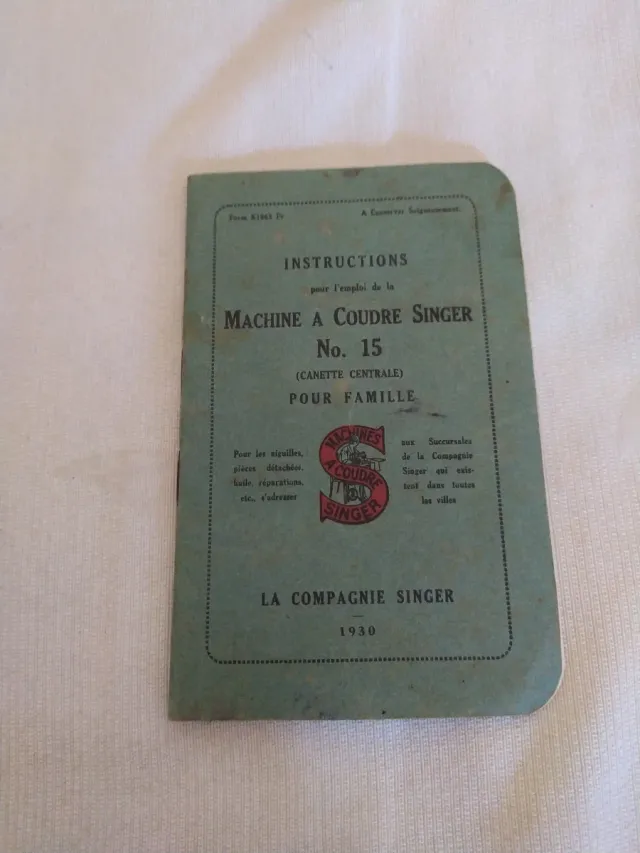 Maquina de coser. URGE VENDER