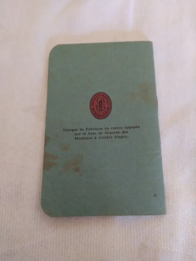 Maquina de coser. URGE VENDER