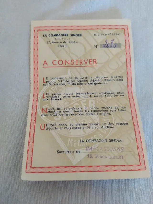 Maquina de coser. URGE VENDER