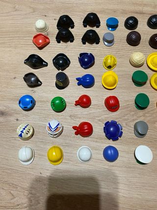 playmobil 77 cascos, gorros, sombreros