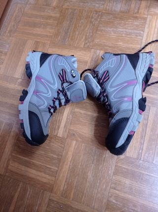 Botas montaña niña 31
