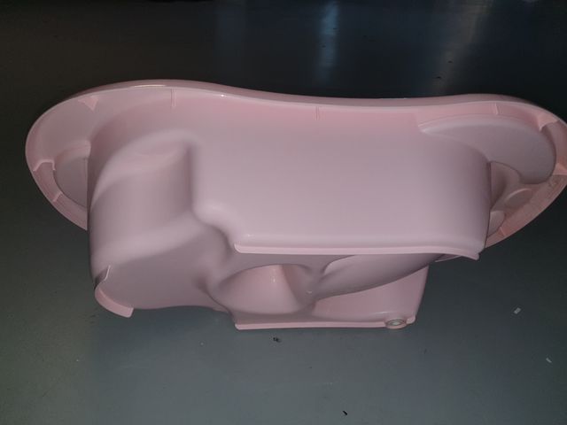 Vendo bañera color rosa