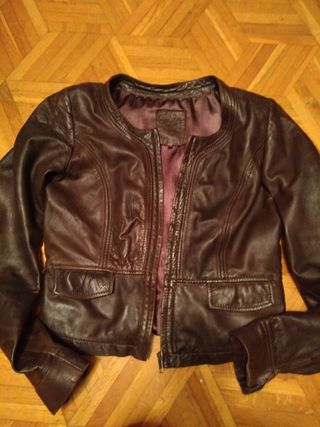 Chupa de cuero talla mediana
