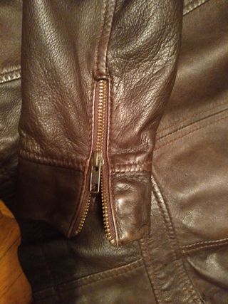 Chupa de cuero talla mediana