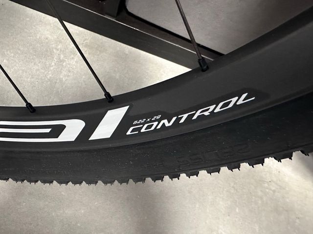 llantas ROVAL CONTROL 2024 btt carbono