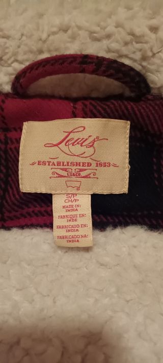 Chaqueta levis