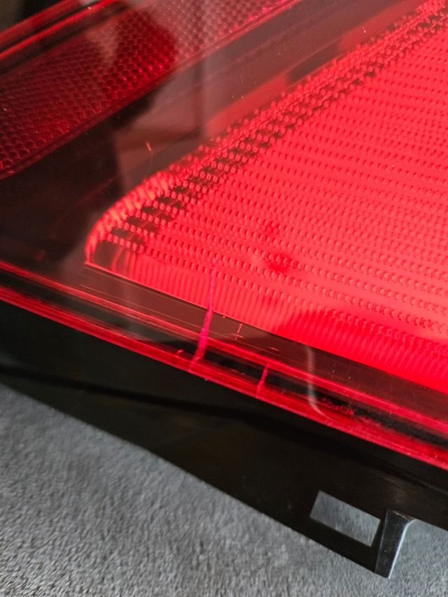 Faro trasero izquierdo volvo original