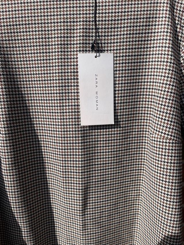 vestido mini, amplio, cuello redondo, manga corta