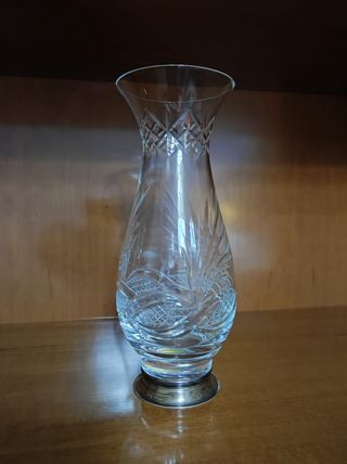 Jarrón de cristal y plata