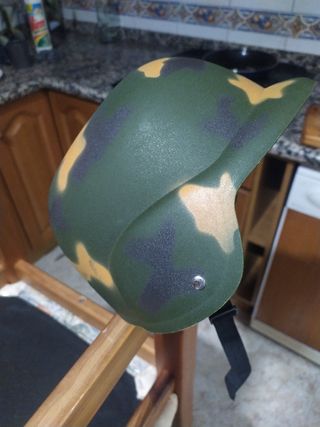 Casco policía. Carnaval