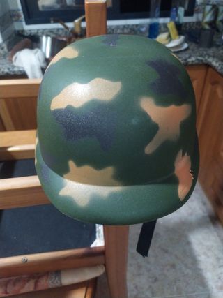 Casco policía. Carnaval