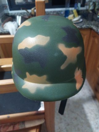 Casco policía. Carnaval