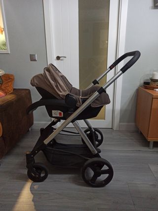 Carro de bebé prenatal y cuco