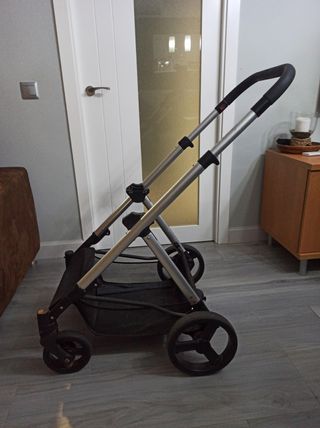 Carro de bebé prenatal y cuco