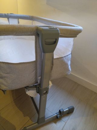 Minicuna y bañera cambiador(KinderKraft y Chicco)