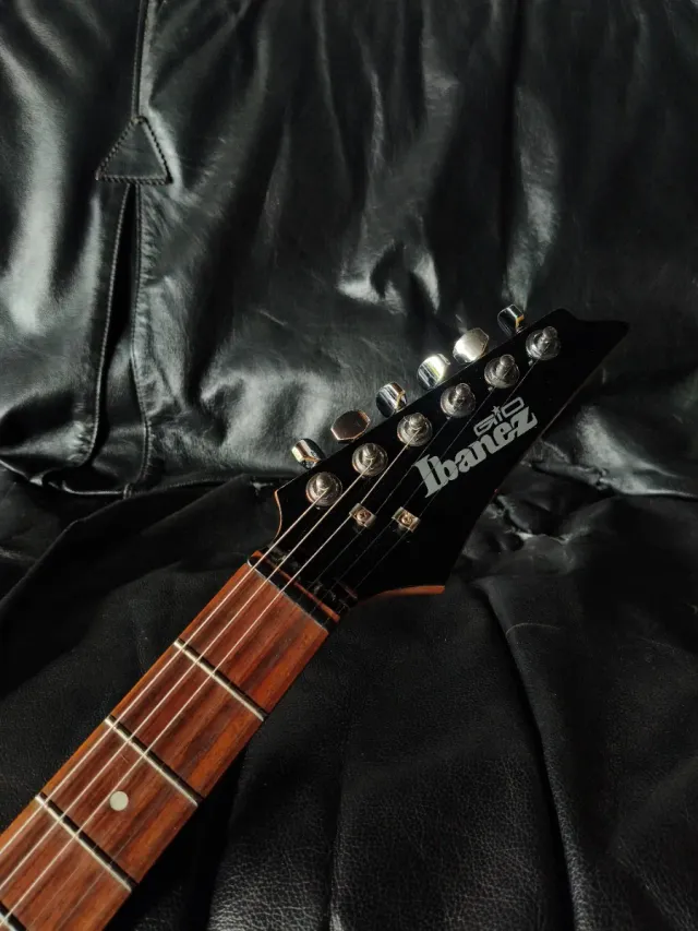 Ibanez gsa60 stratocaster puente tremolo