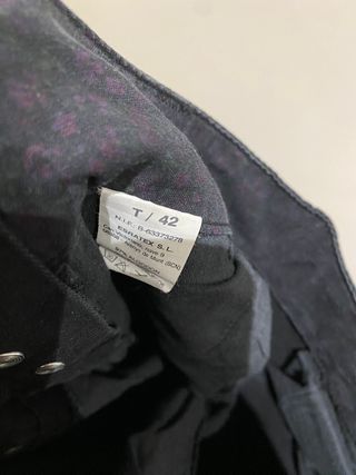 Pantalón vaquero negro