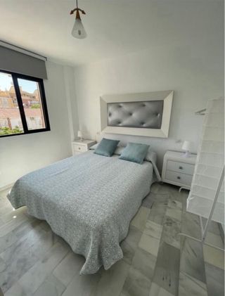 APARTAMENTO EN TORRE DEL MAR VACACIONAL